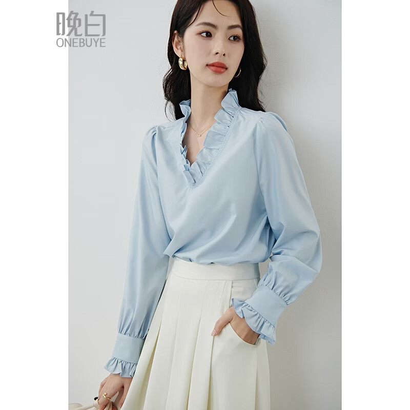 晚白2026年春款法式优雅氛围感花边V领上衣柔软亲肤职业通勤蓝衬衫女 淡蓝色 M