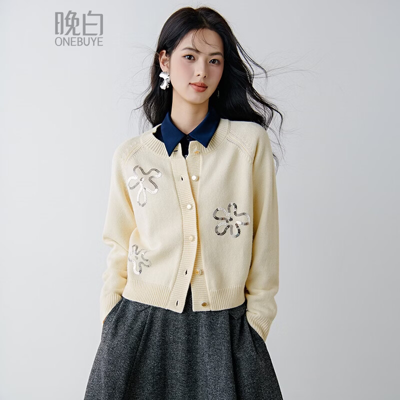 晚白【新品】2026春款时尚亮片圆领毛衣软糯亲肤宽松大码针织开衫女 米杏色 L