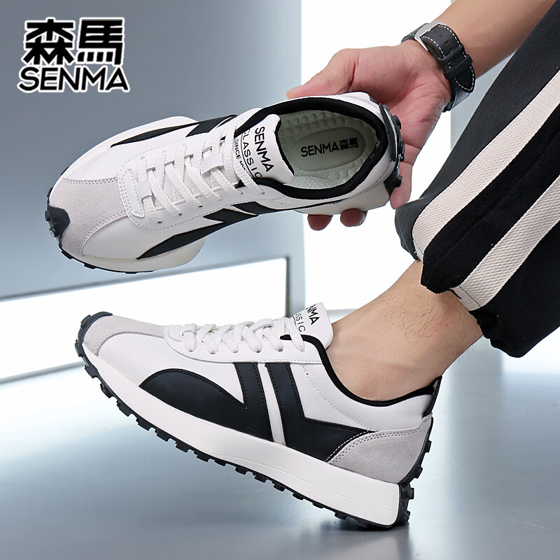 森馬（senma）男士厚底舒适跑步鞋低帮防滑轻便阿甘鞋时尚百搭休闲鞋 白黑 35