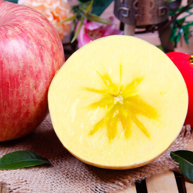 正宗新疆红富士苹果新鲜应季脆甜多汁生鲜水果整箱礼盒 整箱10斤 单果75-80mm净重8.5斤