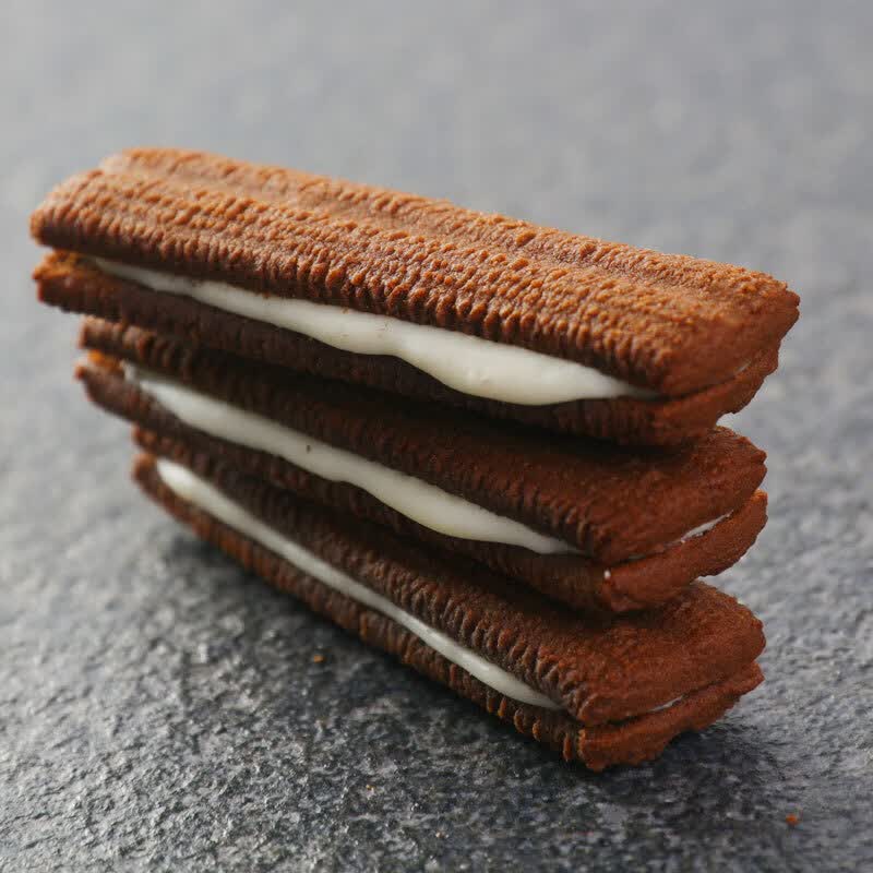 法丽兹《活动进行中》王一博推荐曲奇饼干大礼包2026年新品礼盒休闲零食 《酸奶味夹心曲奇零食大礼包690g》*1箱