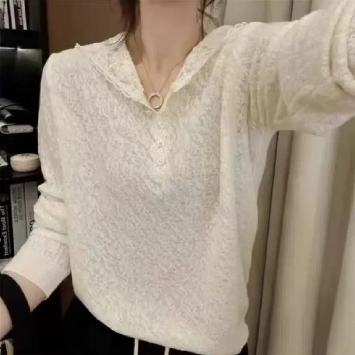 【轻奢品质】连帽蕾丝雕花长袖针织衫女早春法式韩版内搭显瘦打底 米色【优质版】 XL  115-125斤