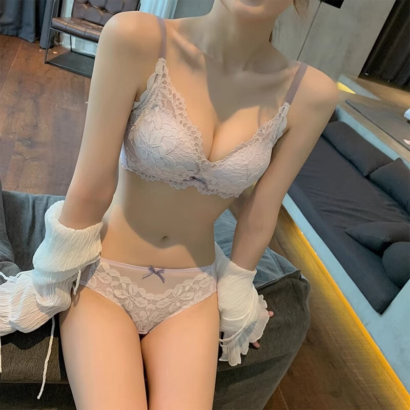 维多利亚的格调小胸聚拢内衣女文胸套装调整型无钢圈蕾丝胸罩纯欲高级礼物妇女节 轻烟紫 套装 【礼盒装】 75A 34B 通杯