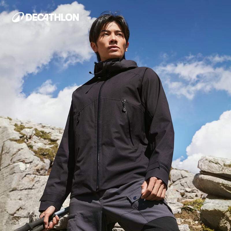迪卡侬（DECATHLON）硬壳冲锋衣男女春秋登山防风防水单层夹克风衣运动外套MH500 玄武黑（男女同款）- 亚洲款 新款上市 加内胆选大一码 XL
