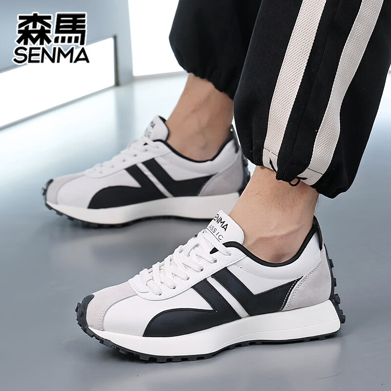 森馬（senma）男士厚底舒适跑步鞋低帮防滑轻便阿甘鞋时尚百搭休闲鞋 白黑 35