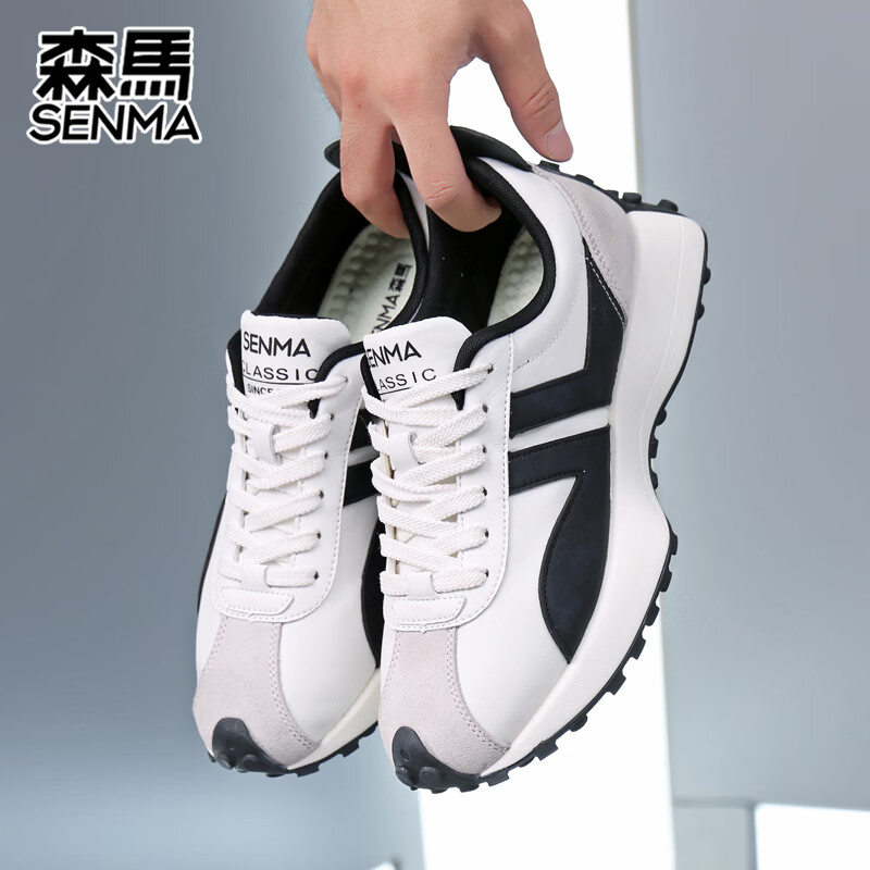 森馬（senma）男士厚底舒适跑步鞋低帮防滑轻便阿甘鞋时尚百搭休闲鞋 白黑 35