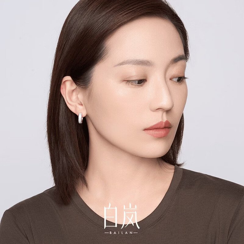 鎏光白岚白贝耳圈女爆款轻奢小众设计感时尚短款耳环耳饰 白贝母(小号-直径15.5mm)