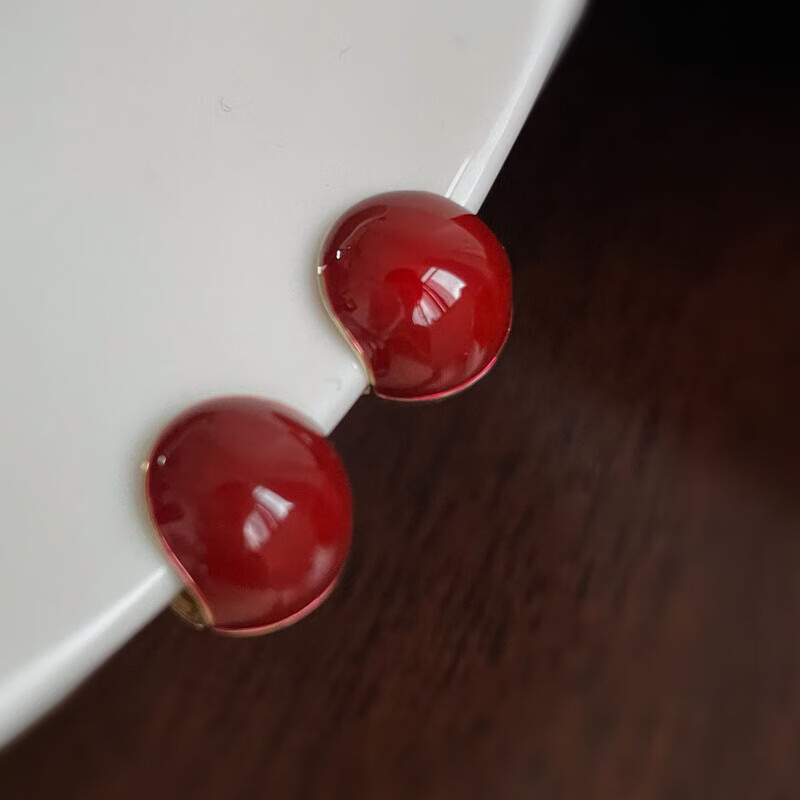 红朗姆酒酒红气质蚊香盘耳夹无耳洞女耳环复古过年耳饰过年 红色相思豆耳扣