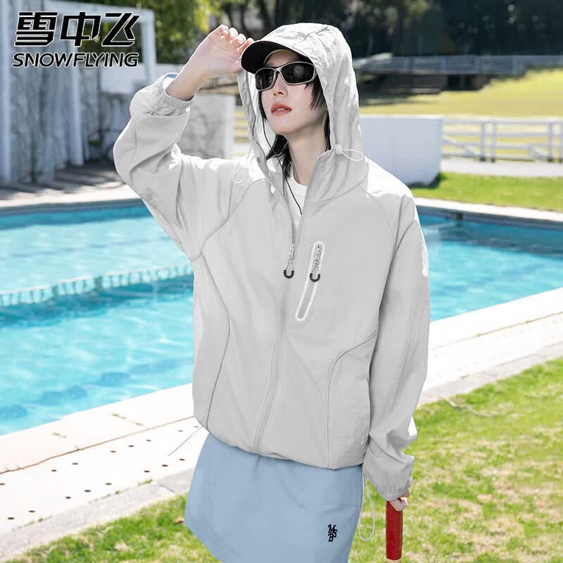 雪中飞（SNOWFLYING）情侣户外冰丝防晒衣男防紫外线夏季薄款外套2026年新款透气防晒服 云灰色 【男女同款】 M 【建议105-135斤】