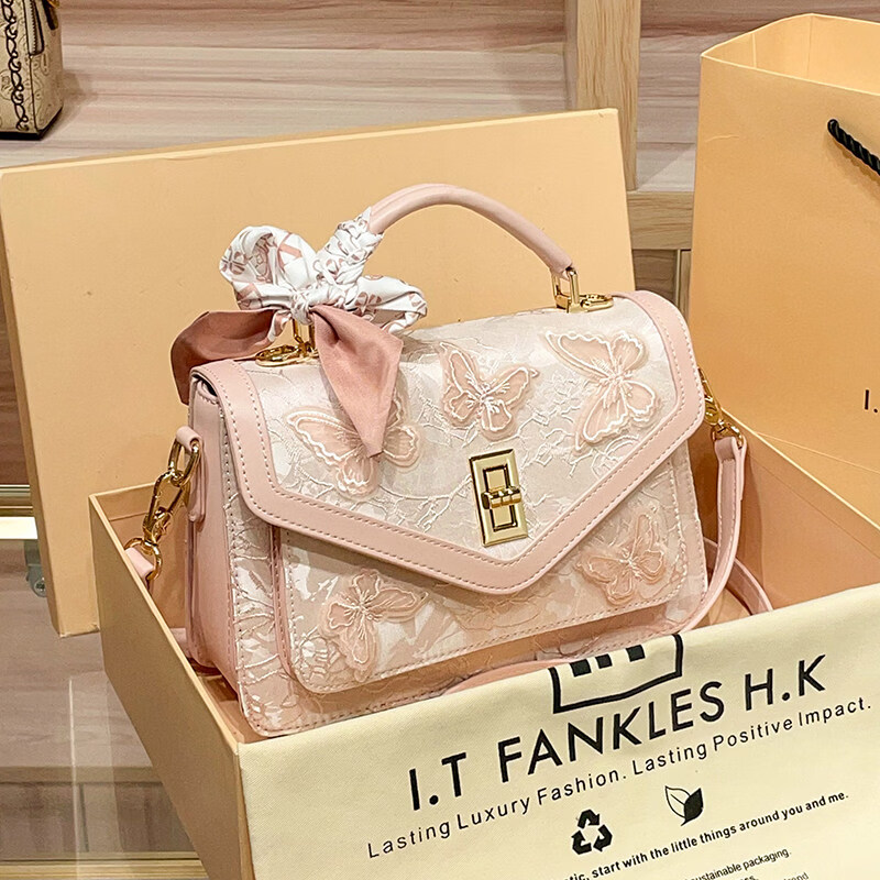 IT MANCLACYK香港代购新中式国风蝴蝶刺绣戴妃包包女2025新款百搭单肩手提包女 蝴蝶白_专柜礼盒套装