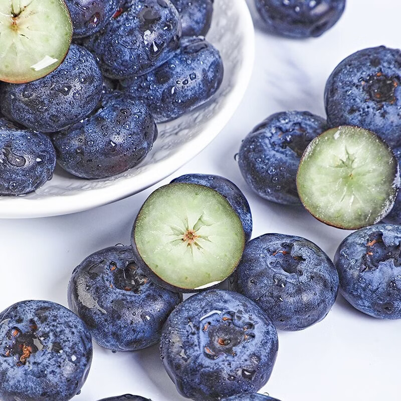 鲁韵忆乡【JD空运】爆款云南L25花香蓝莓10盒 新鲜摘当季水果玉溪露天 新鲜蓝莓100g*10盒（果经18mm+）