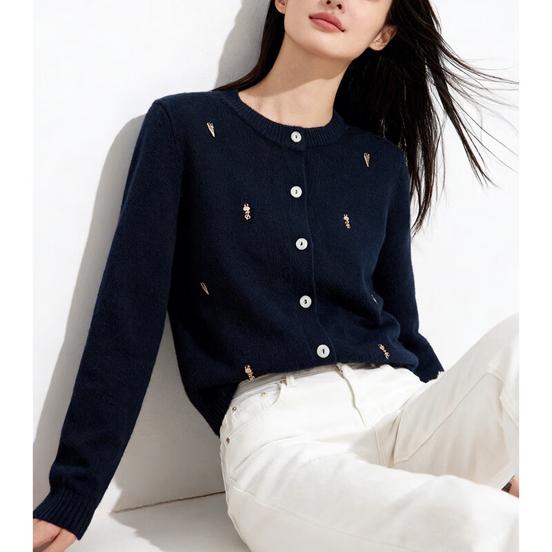 晚白【专享】法式经典简洁圆领毛衣亲肤舒适通勤百搭针织衫女 深蓝色 L