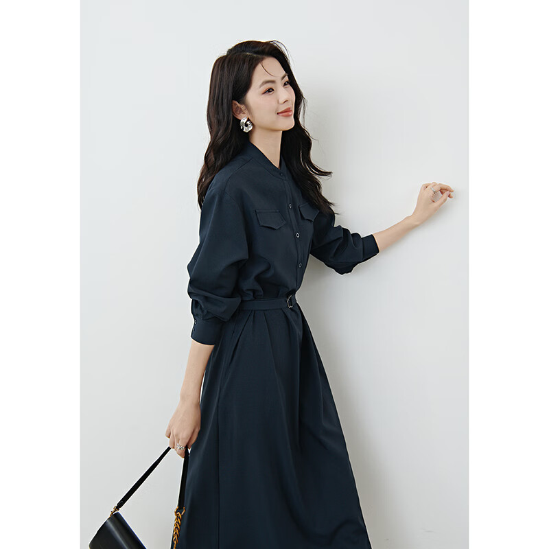 晚白2026春款经典立领廓形梨型身材必备大码衬衫裙系带收腰显瘦连衣裙 深蓝色 M