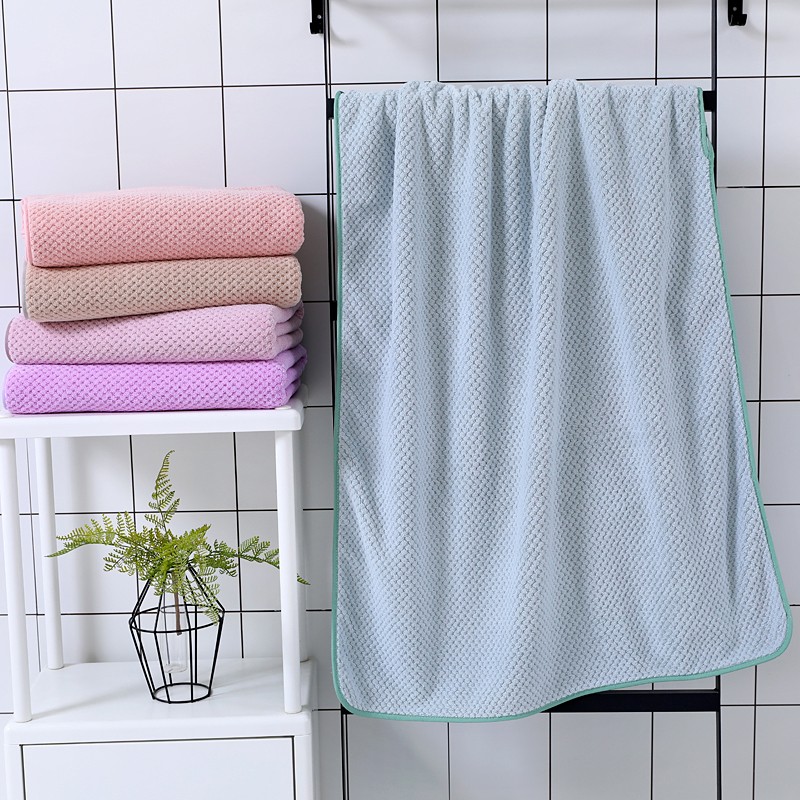斜月三星【店长精选】   斜月三星 珊瑚绒大浴巾成人男女洗澡巾柔软舒适 浅紫珊瑚绒蜂窝浴巾 70*140cm