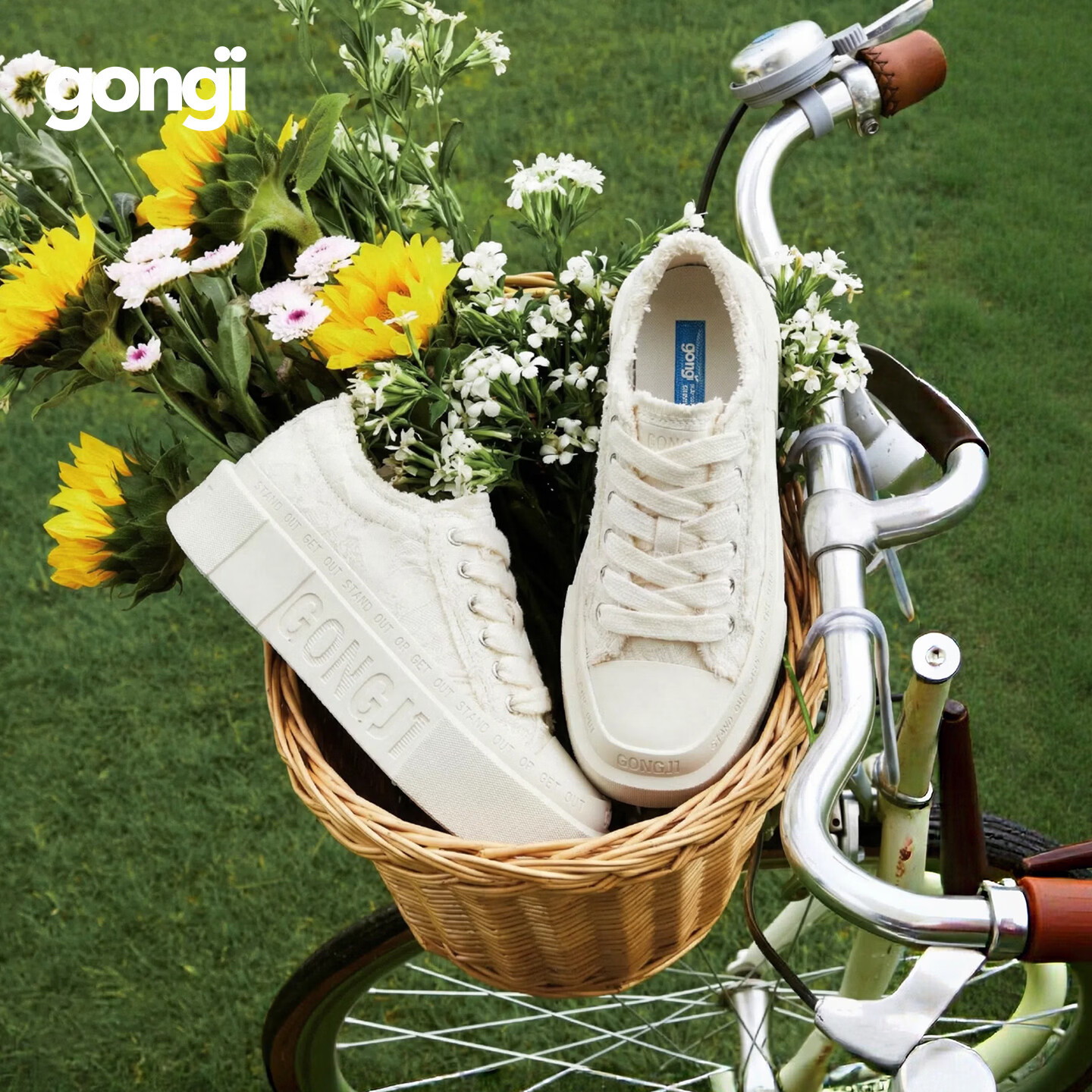 共迹gongji【于文文同款】25秋季新款女鞋方头帆布鞋厚底增高小白鞋休闲板鞋 象牙白 /偏大一码 35 （228mm）