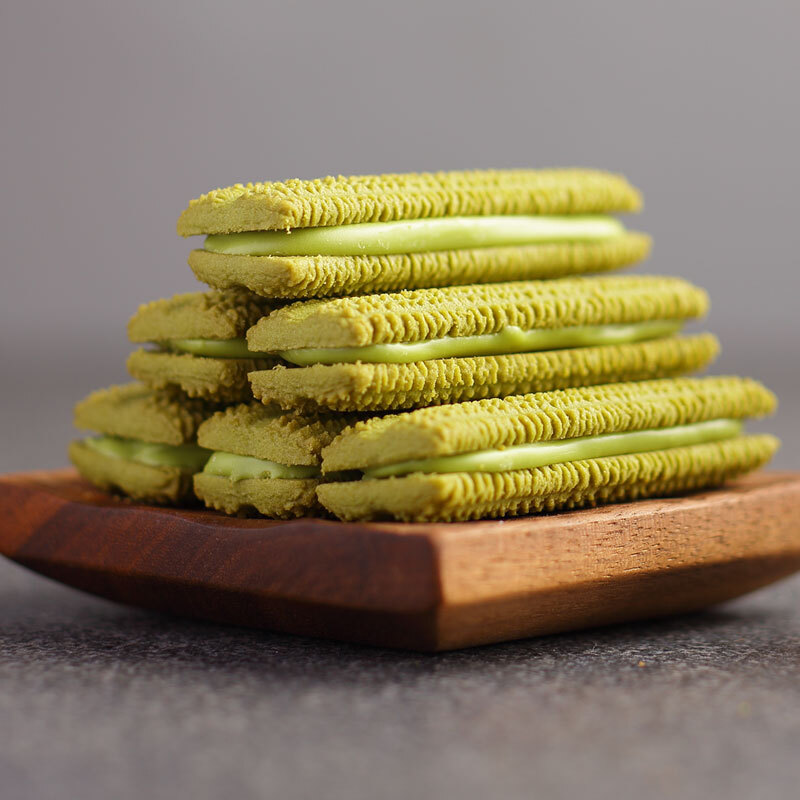 法丽兹《活动进行中》王一博推荐曲奇饼干大礼包2026年新品礼盒休闲零食 《抹茶味夹心曲奇零食大礼包690g》*1箱