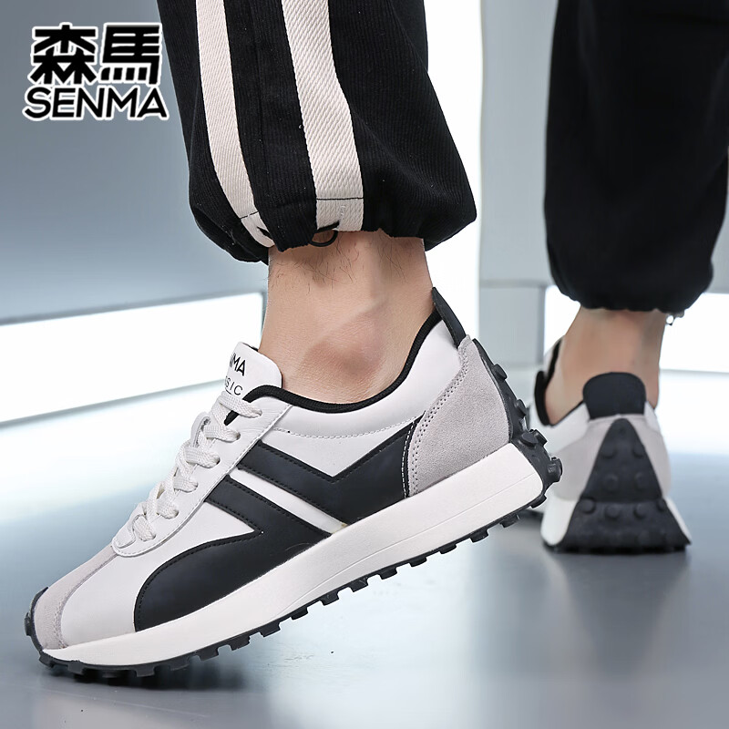 森馬（senma）男士厚底舒适跑步鞋低帮防滑轻便阿甘鞋时尚百搭休闲鞋 白黑 35