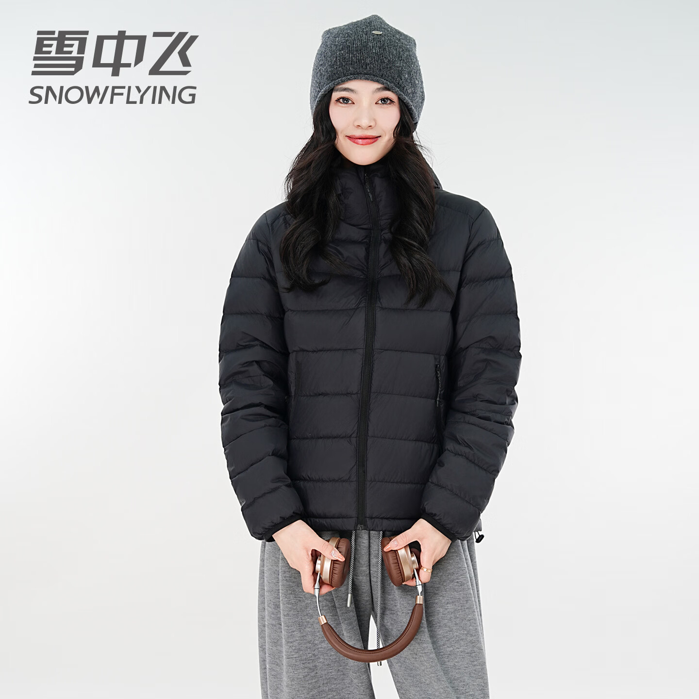 雪中飞排骨连帽羽绒服女短款2026年新款简约时尚百搭秋冬季保暖休闲外套 黑色 M 170/88A