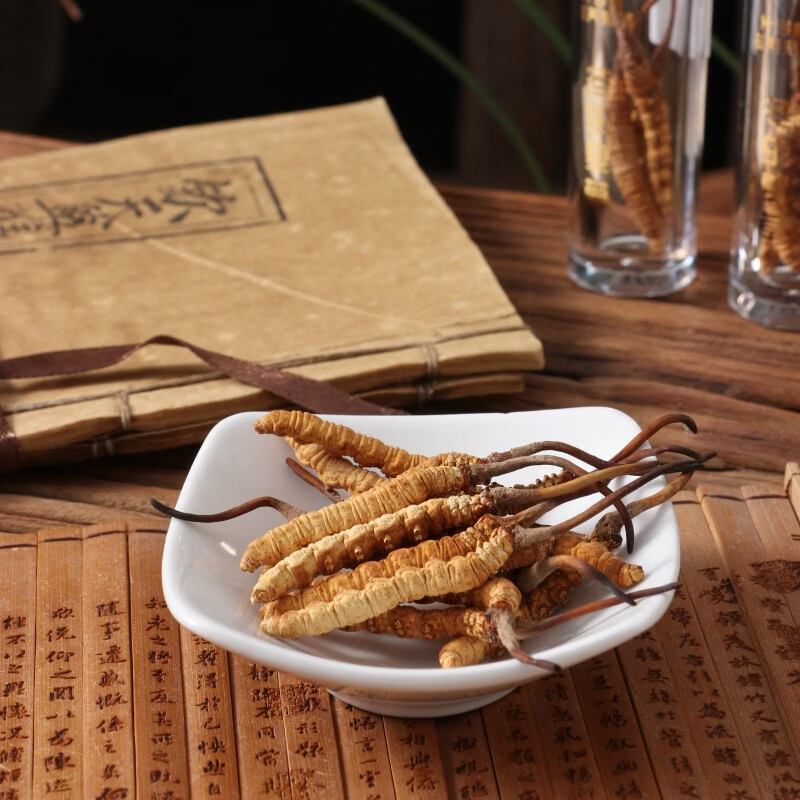 片仔癀冬虫夏草礼盒装日常滋补性价比之选5根/g送礼自用即食家庭滋补 5000/6g/礼盒