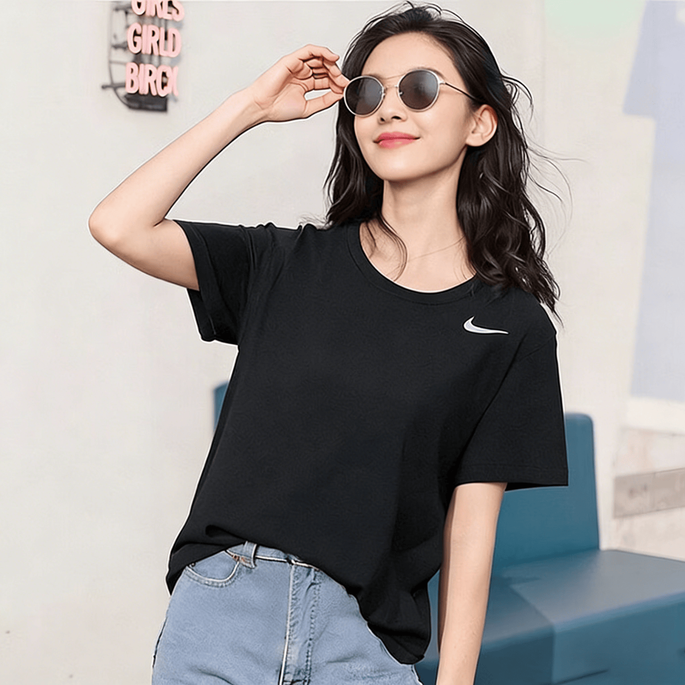 耐克（NIKE）圆领短袖女 简约宽松舒适透气运动休闲T恤 IB8899-010 黑 L