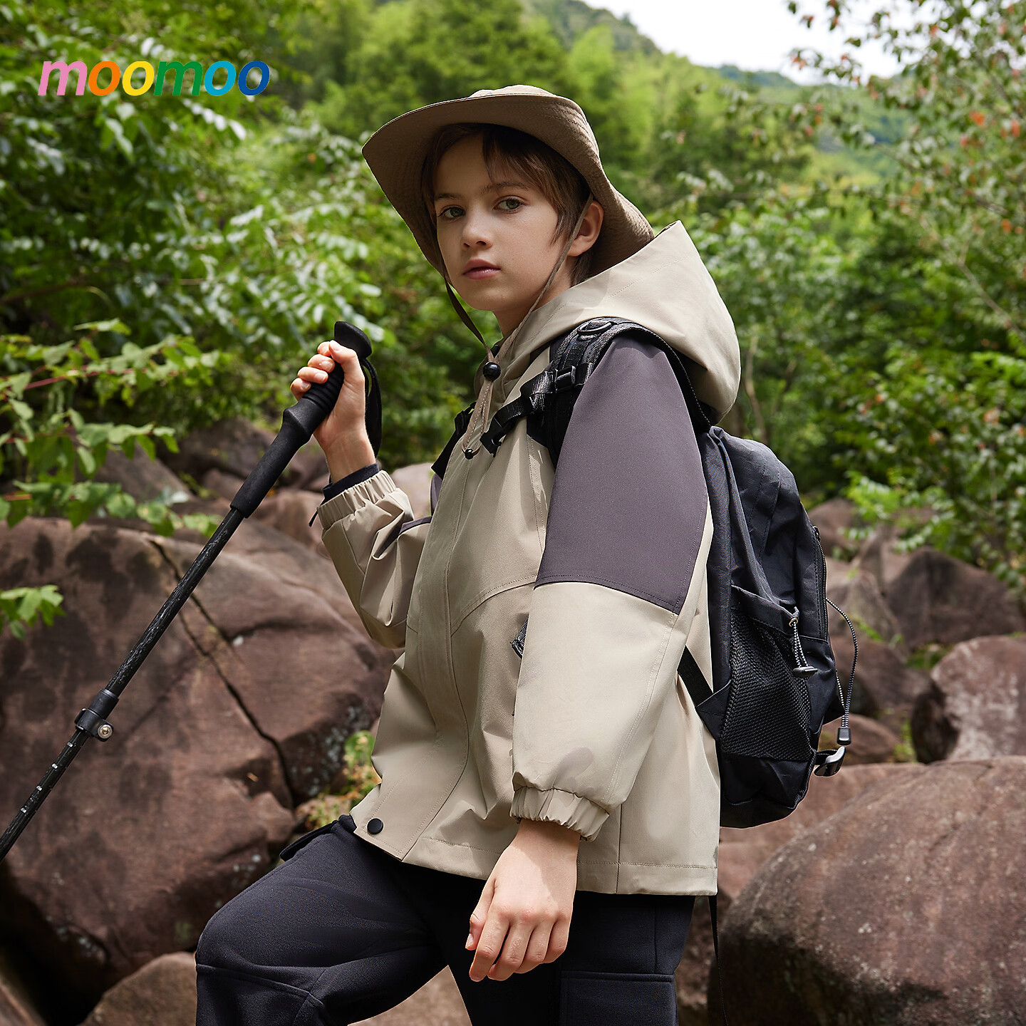 莫莫（Moomoo）美特斯邦威童装男童夹克新款设计感防水百搭户外机能梭织外套 黑卡其色组 130 /64