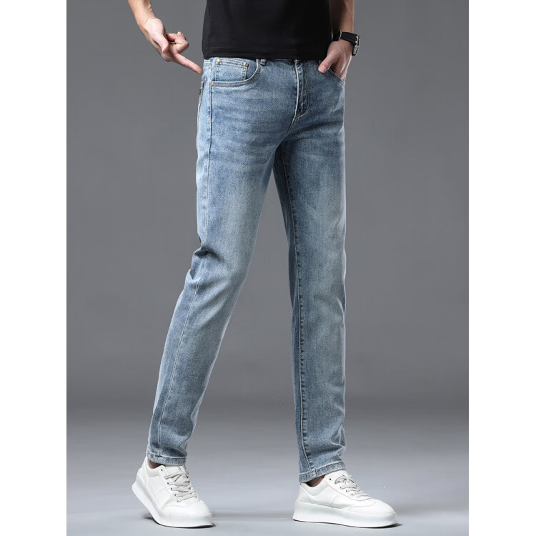 阿玛尼(ARMANI)2026新款男士牛仔裤修身小脚夏季薄款中腰弹力百搭裤子 浅蓝色 38