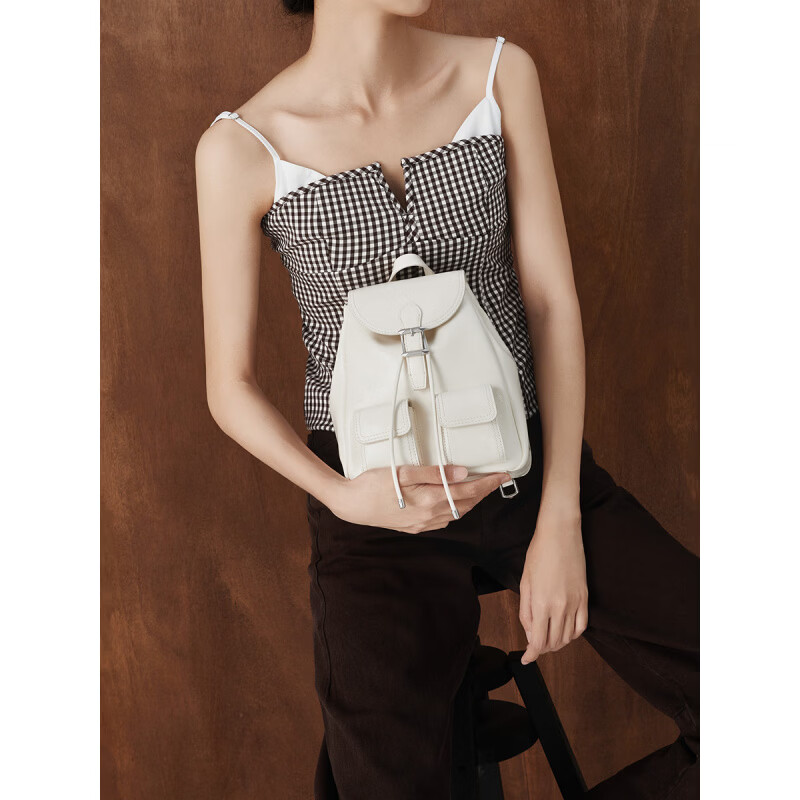 charles&keit25夏季新品CK2-60160240覆古油蜡皮简约通勤双肩包 Noir黑色