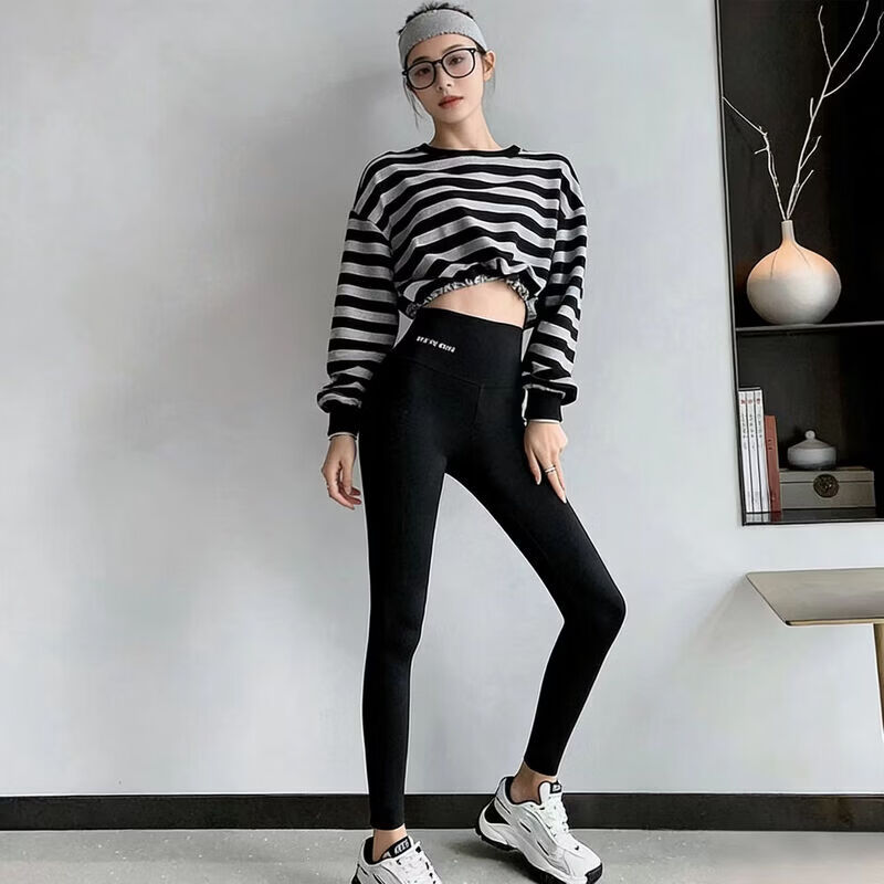 诗莉奥（SHILIAO）紧身修身显瘦显高健身瑜伽舞蹈鲨鱼皮春夏款打底外穿加长高个 黑色 印字 四季薄款 M （适合80-105斤）