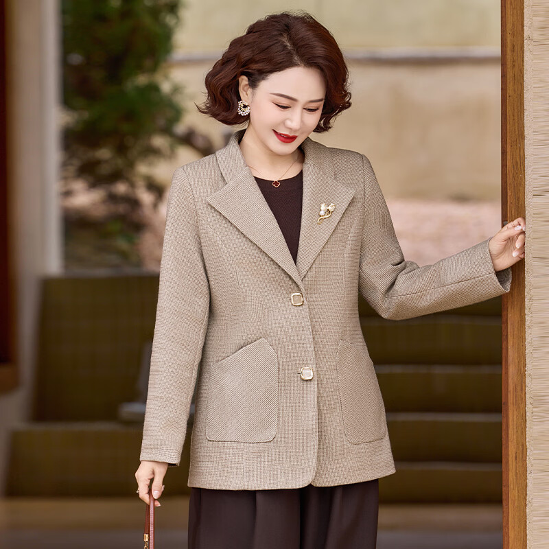 孜颜中老年女士春秋外套50-60岁洋气妈妈装小西装春装女2026新款衣服 2609卡其 XL 建议100斤以内