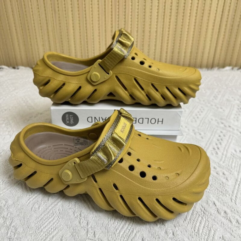 CORCS CROCS波波鞋洞洞鞋明星同款情侣户外潮流拖鞋休闲沙滩凉拖鞋 卡其 45 M11/45