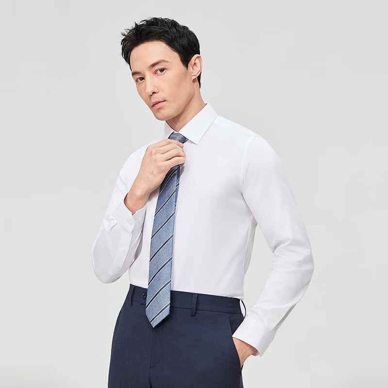 雅戈尔（YOUNGOR）【300支+桑蚕丝】2026春季新品商务免烫高端衣服男士长袖衬衫 漂白VLTP114787BBY 41 （175/96Y）