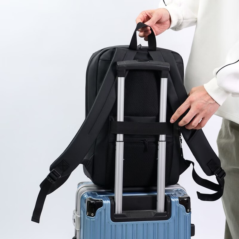 男士商务大容量轻便电脑双肩包适合大学生高中生出差旅行使用 卡其色 15.6