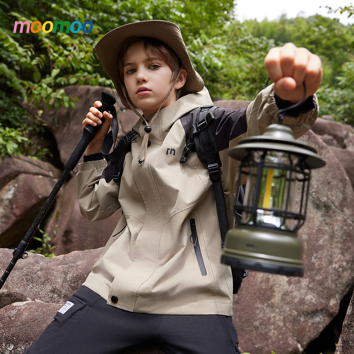 莫莫（Moomoo）美特斯邦威童装男童夹克新款设计感防水百搭户外机能梭织外套 黑卡其色组 130 /64