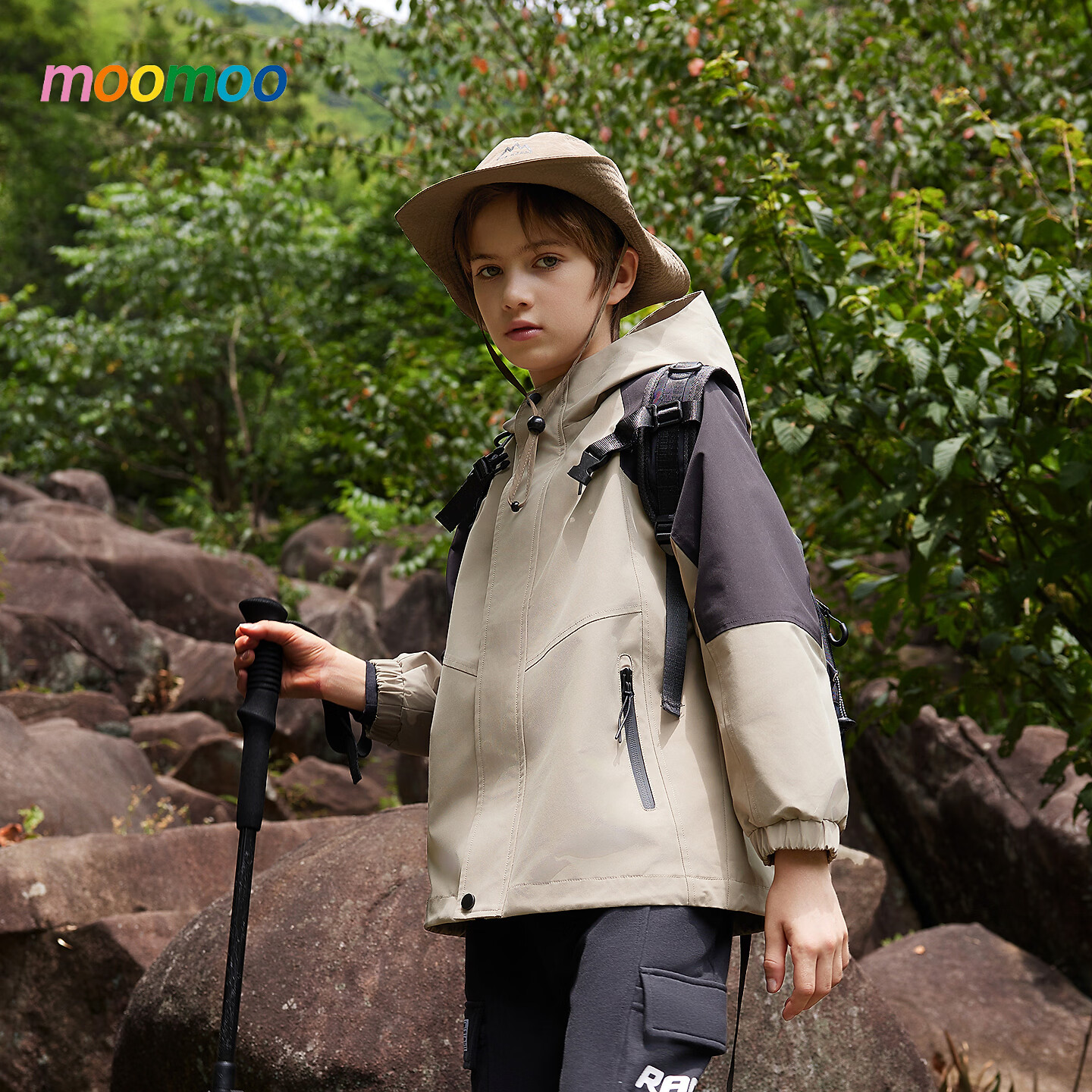 莫莫（Moomoo）美特斯邦威童装男童夹克新款设计感防水百搭户外机能梭织外套 黑卡其色组 130 /64