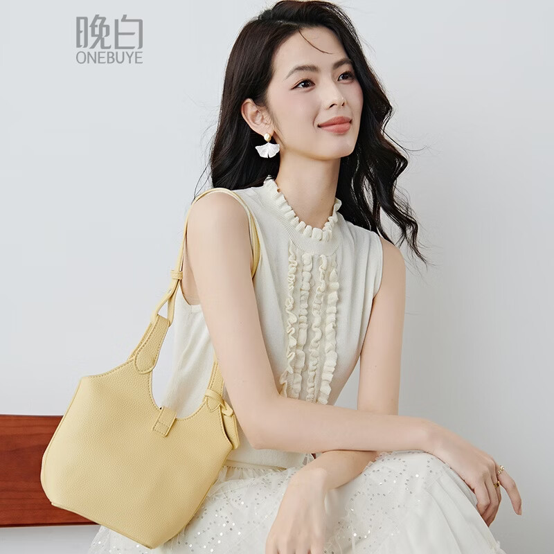 晚白2026年春款时尚温柔米杏色立体花边领叠穿神器舒适弹力针织背心女 米杏色 M