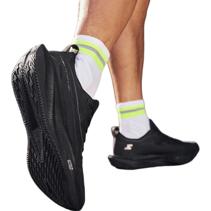 鸿星尔克绝尘5专业无板竞训跑鞋2026春夏季新款体考体测跑步鞋运动鞋男鞋 【无畏】正黑 -男 43