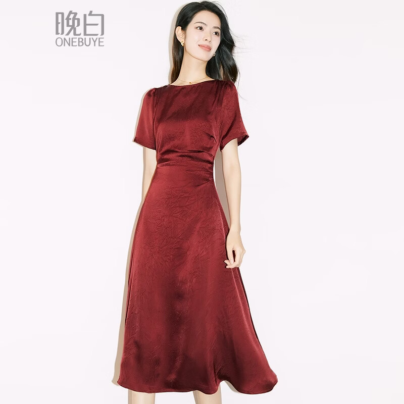 晚白【新品】2026年春款时尚圆领裙子缎面提花丝滑垂顺短袖连衣裙 酒红色 S