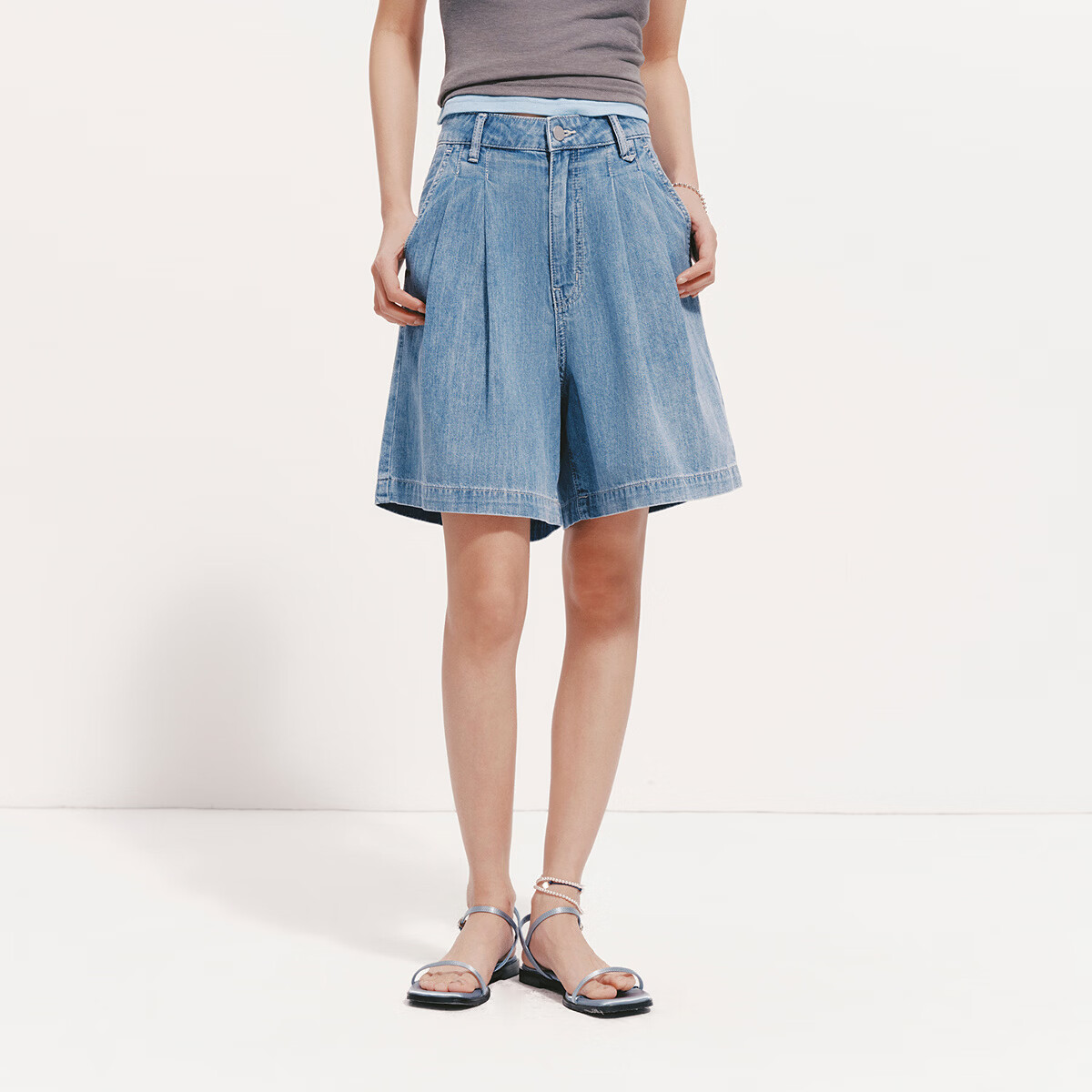 森马（Semir）牛仔裤女夏季打褶纯棉仿麻宽松2026新款气质时尚遮胯显瘦短裤 牛仔浅中蓝88601 M