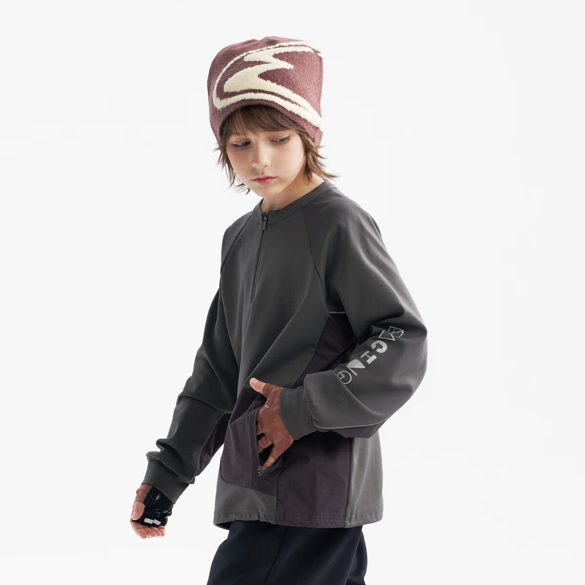 马骑顿MQD童装男童圆领卫衣秋季新款儿童户外骑行反光撞色宽松上衣 碳黑 130