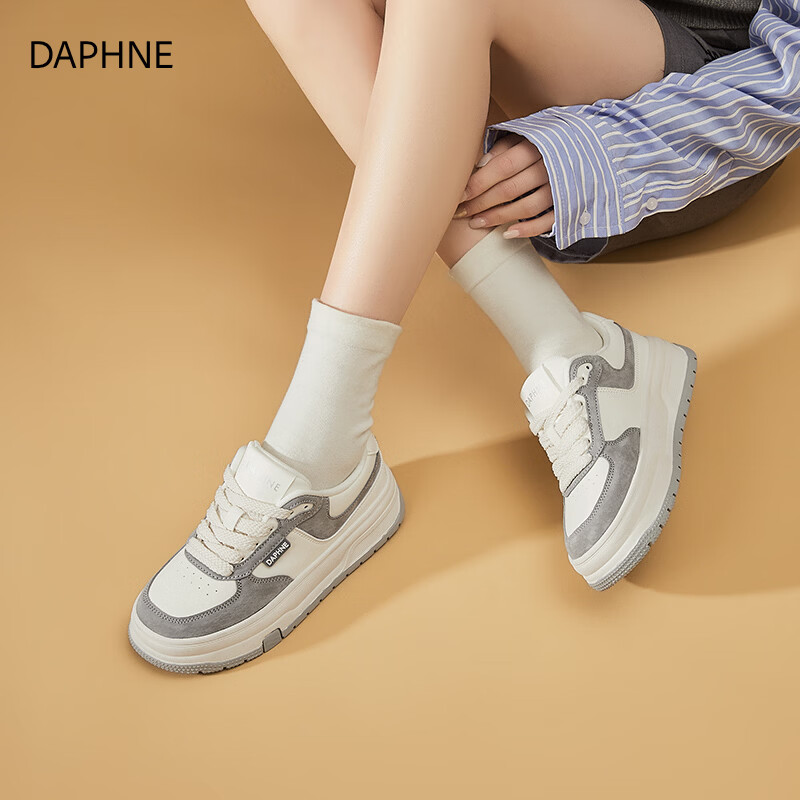 达芙妮厚底熊猫小白鞋女2026新款春季百搭休闲增高学生板鞋圆头舒适女鞋 米灰色 40