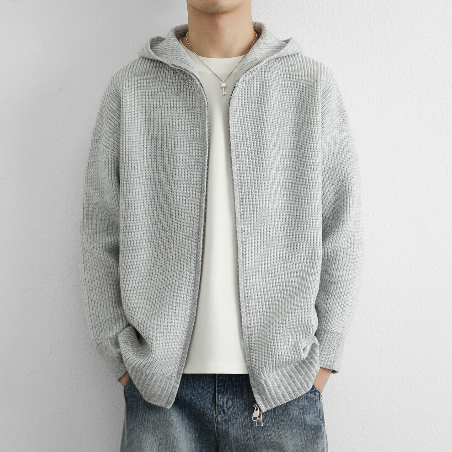2026潮牌高档连帽针织开衫男士连帽针织开衫春夏季青年休闲宽松 浅灰色 XL 【建议体重130-150斤】