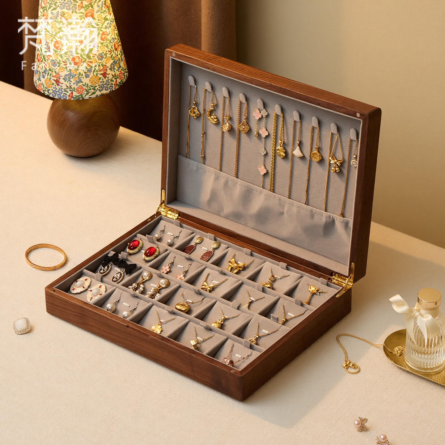 梵瀚实木首饰收纳盒新婚礼物项链盒轻奢高档黑胡桃木耳饰饰品展示盒 吊坠盒 单层 简约款 黑胡桃木