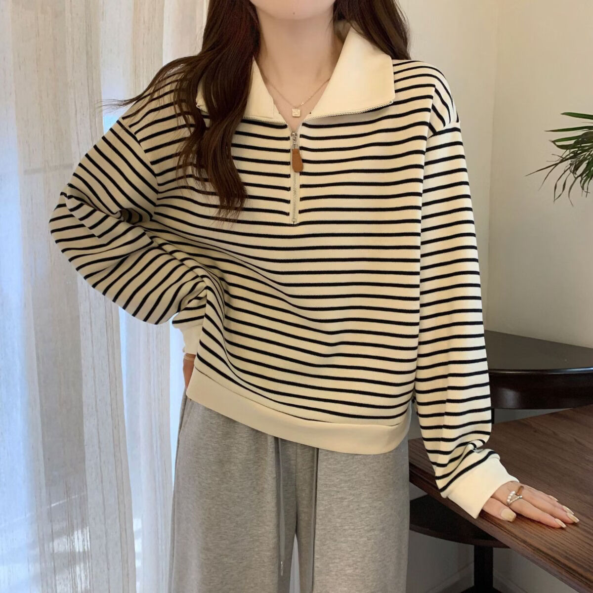 BURQAMARCH女士美式条纹Polo领正肩打底衫春秋季新款宽松半拉链大码长袖上衣 杏色 L 【建议100-120斤】