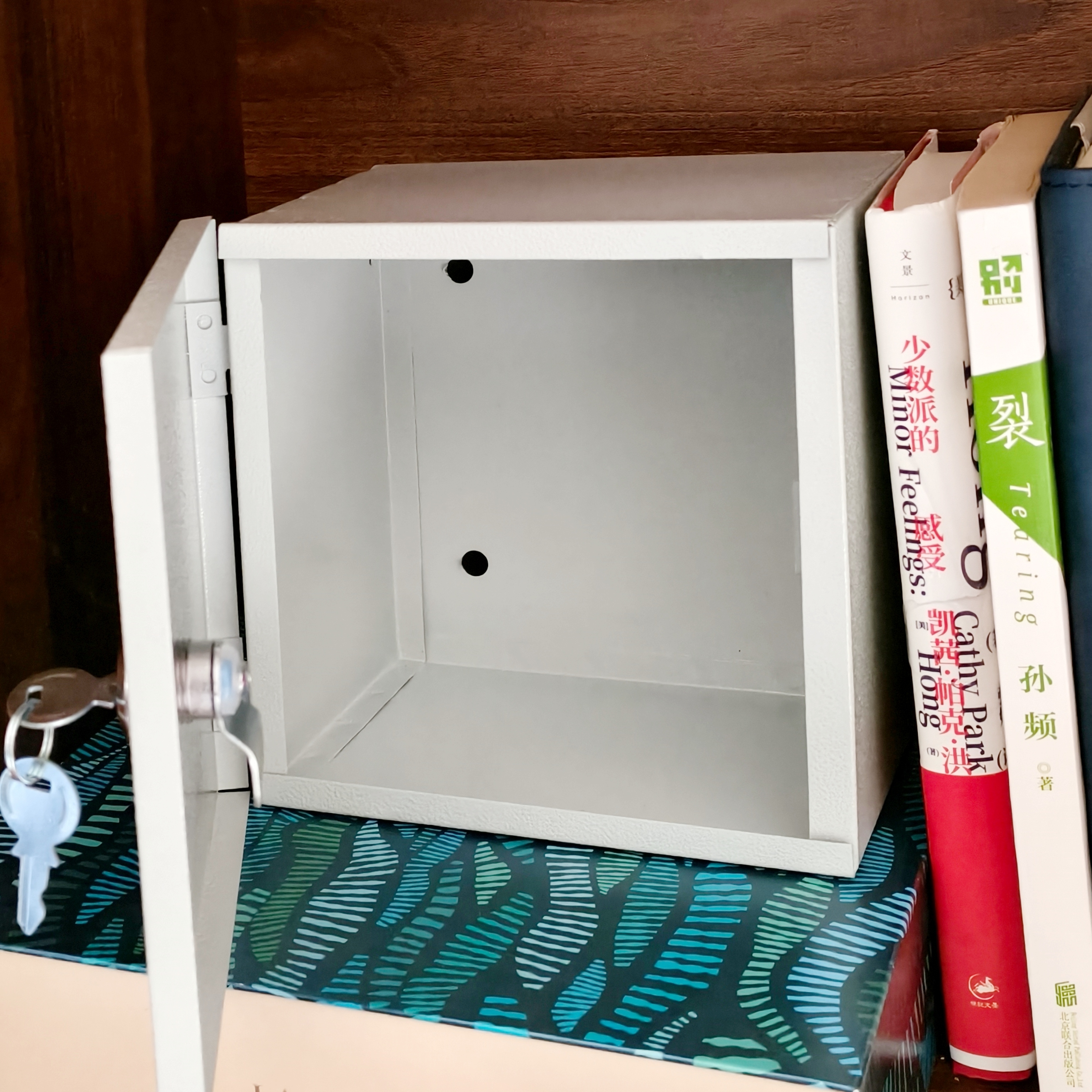 带锁金属铁盒收纳盒隐私桌面手机首饰小杂物迷你保险箱学生储物盒 300+400+200