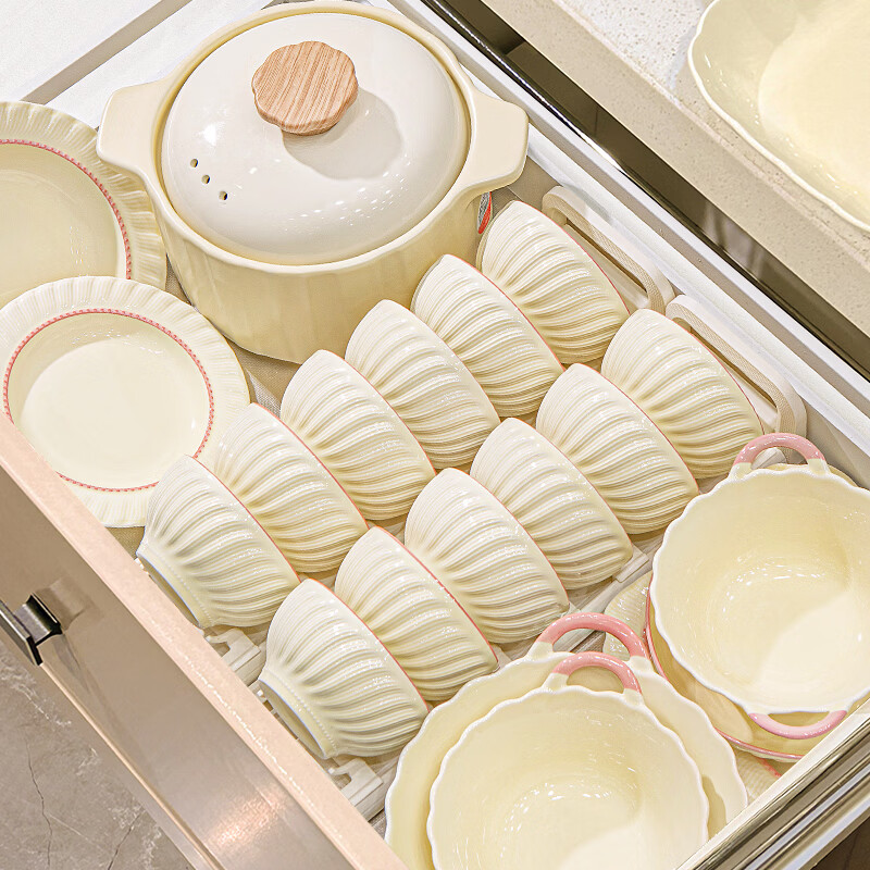 精缔陶瓷JINGDI釉下彩碗碟套装家用2025奶油风高颜值陶瓷餐具套装高颜值碗盘乔迁 粉黛4人食18件套乔迁新婚伴手礼