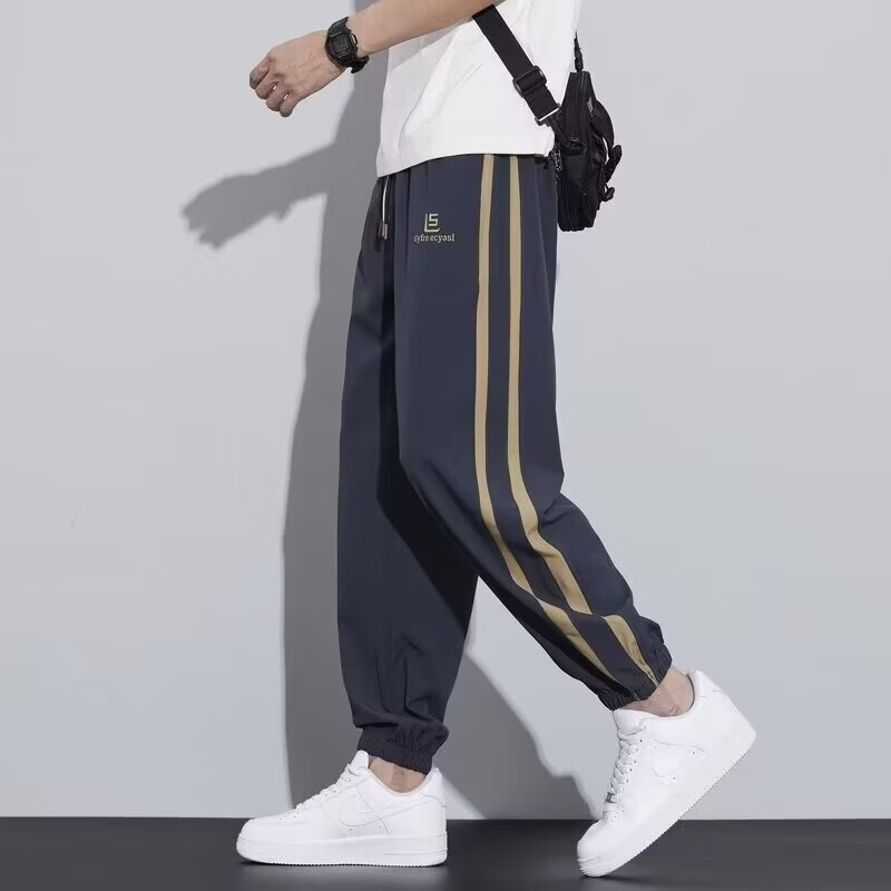 CronetKcnsy2026�¿����������д��＾���ɰٴ����ſ����곱�Ʋ��ƴ�ӳ��� K282-���ɫ 4XL �Ƽ�165-180�� 29.9Ԫ