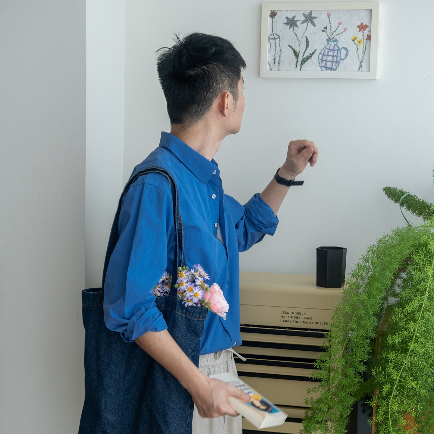 几立【四个春天】春季新款百搭多色方领长袖纯色情侣款 白色 M
