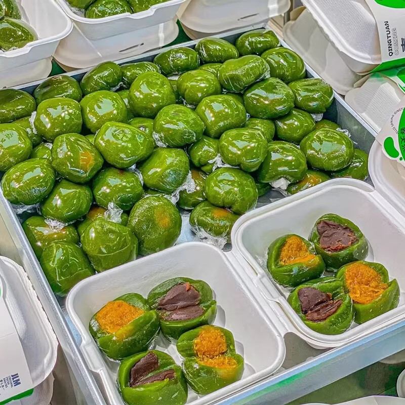 不多言蛋黄肉松艾草青团零食福建特产清明果青汁豆沙青团子咸糕点 【2包/12枚】蛋黄肉松味青团