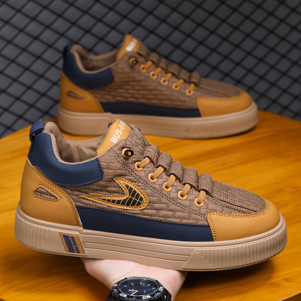 2026春季一脚蹬百搭休闲鞋皮面防水阿甘板鞋男士运动单鞋增高鞋子 卡其色 42