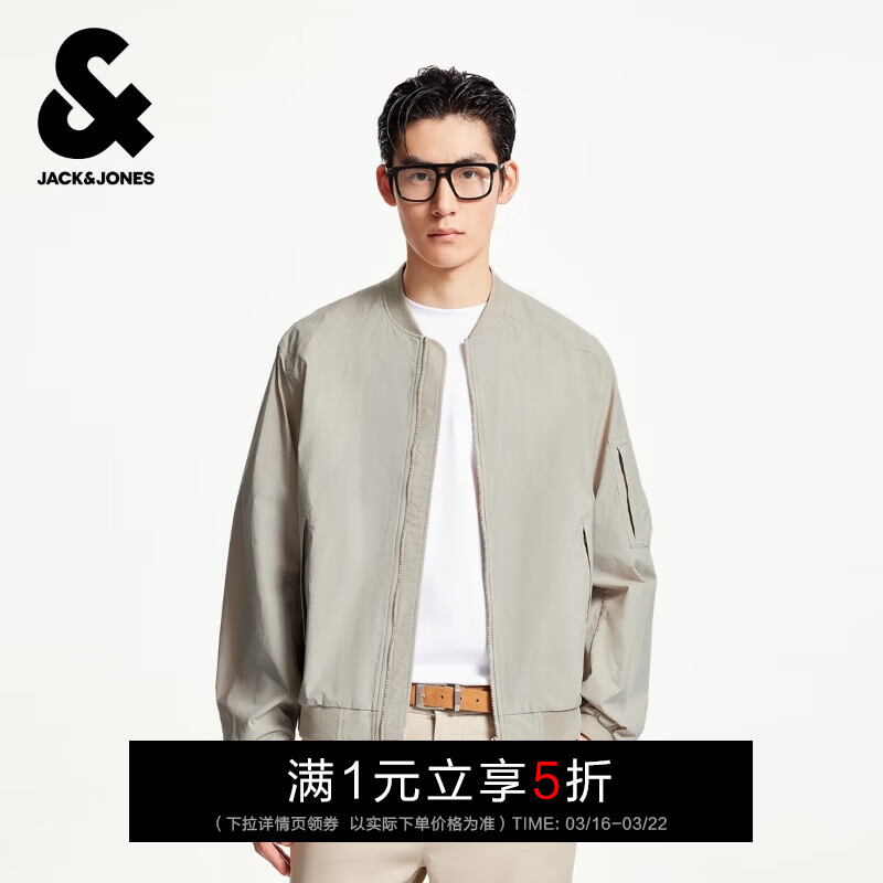 �ܿˡ���˹��JACK&JONES����װ�п�����ʱ�аٴ���������д�ɫ������������225321081 C11�ҿ��� ���� M ��175�� 226Ԫ